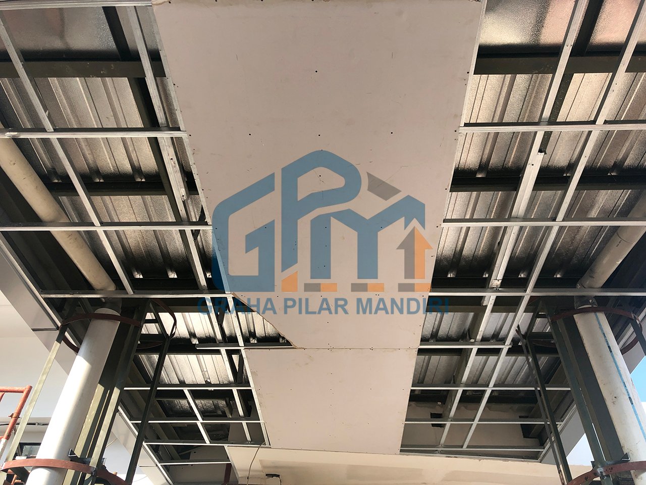 Pekerjaan Plafon Gypsum.