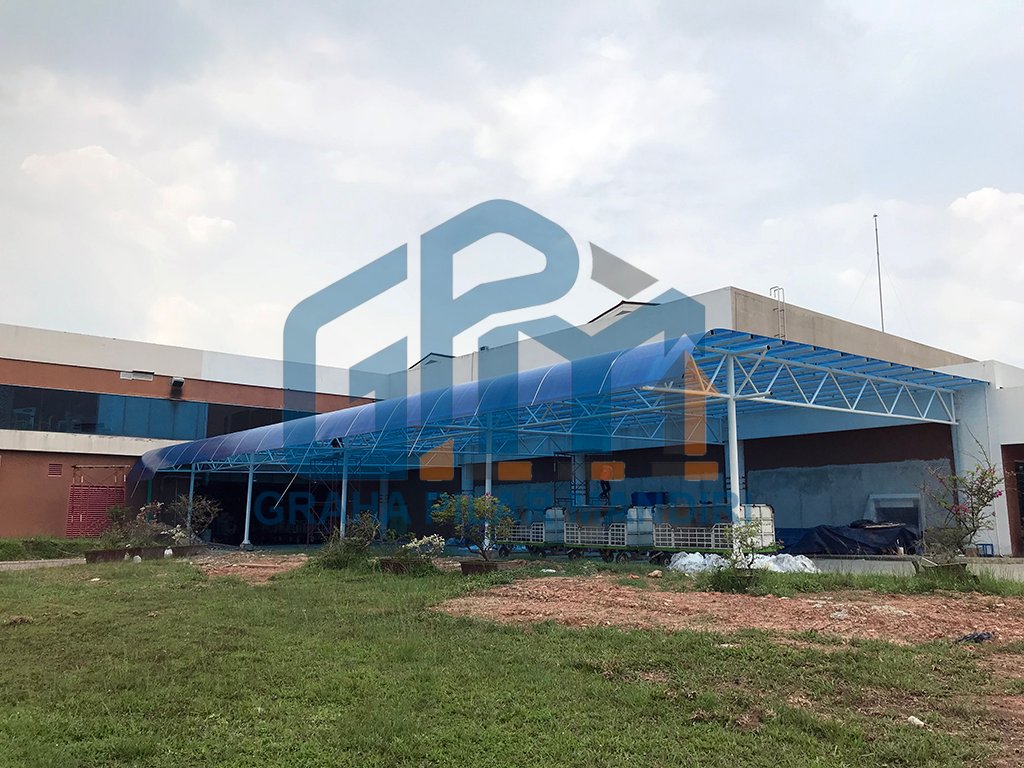 Pekerjaan Pemasangan Atap Angkasa Pura II