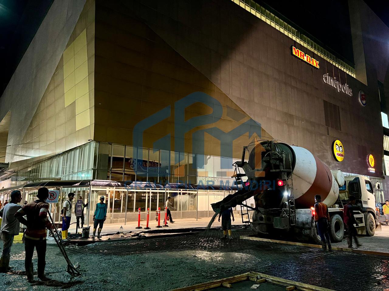 Pengecoran Lantai Beton.