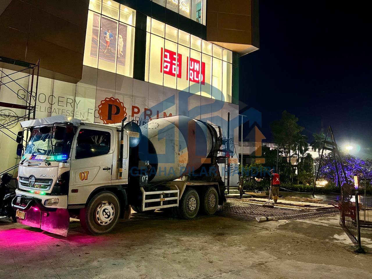 Pengecoran Lantai Beton.